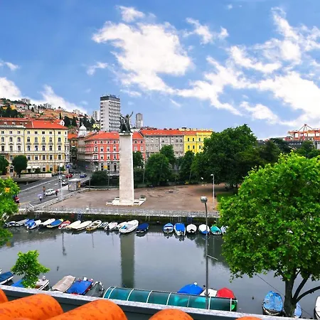 Fiumara Apartamento Rijeka