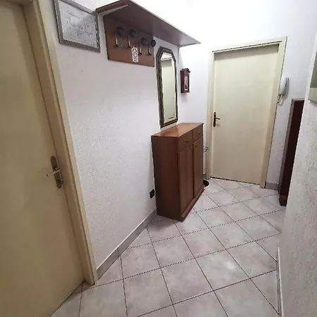 Fiumara Apartmán *