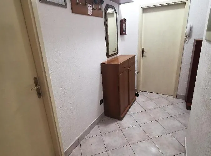 Fiumara Apartmán *